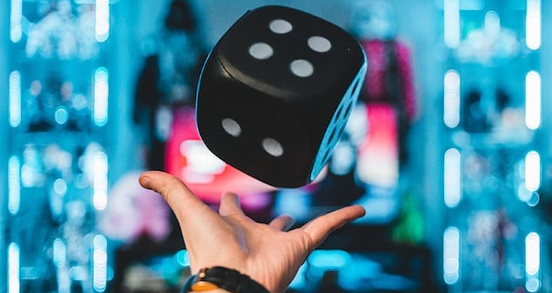 O desenvolvimento de jogos em blockchain permite aos jogadores controlar os activos do jogo | Tudo sobre desenvolvimento de jogos em blockchain e jogos em blockchain