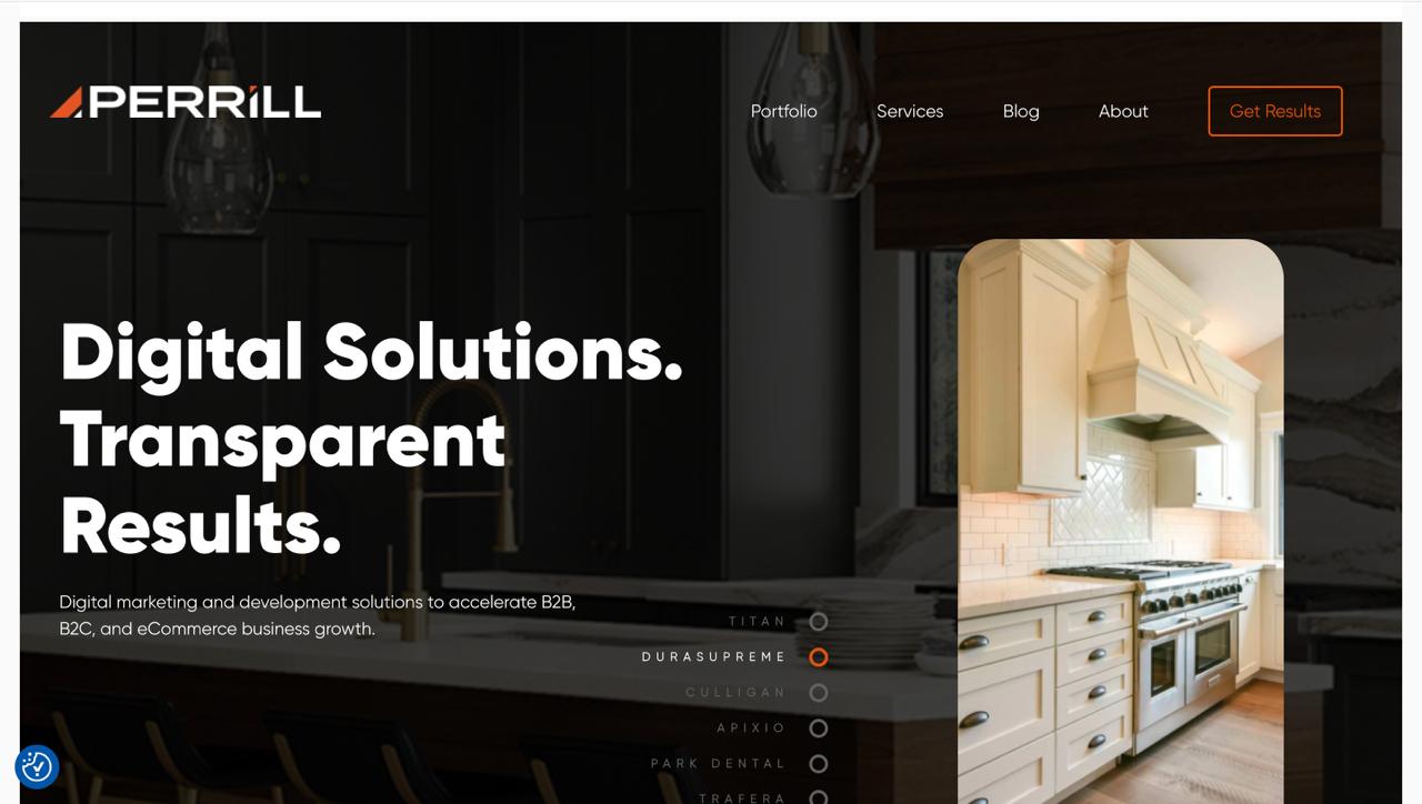 La homepage di Perrill mostra i servizi di ottimizzazione generativa dei motori e di LLM SEO per i marchi che si rivolgono alle piattaforme di ricerca alimentate dall'AI