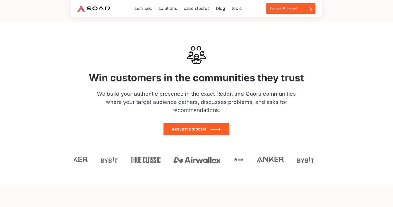 Soar Agencyのホームページでは、サブRedditのターゲティングとSEOの統合による中小企業向けのRedditマーケティング代理店ソリューションを紹介しています。