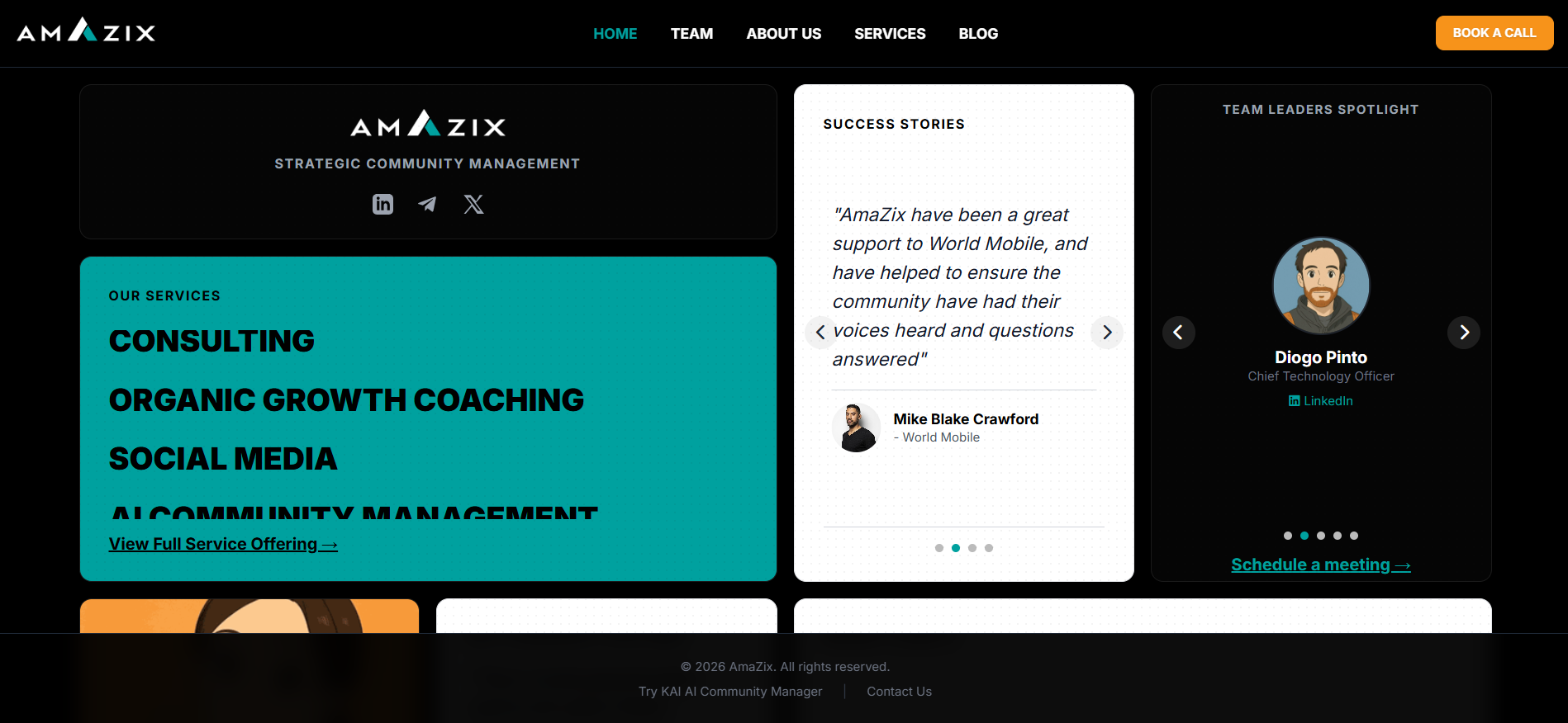 AmaZix 战略社区管理主页,介绍人工智能社区工具、咨询服务和来自 World Mobile 的客户评价。