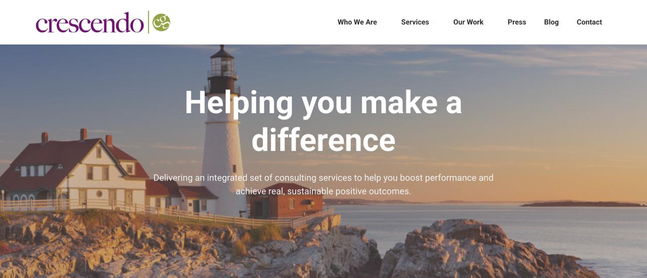La page d'accueil de Crescendo Consulting promeut des campagnes de marketing IA pilotées par les données et axées sur l'impact social pour les startups fintech conscientes.